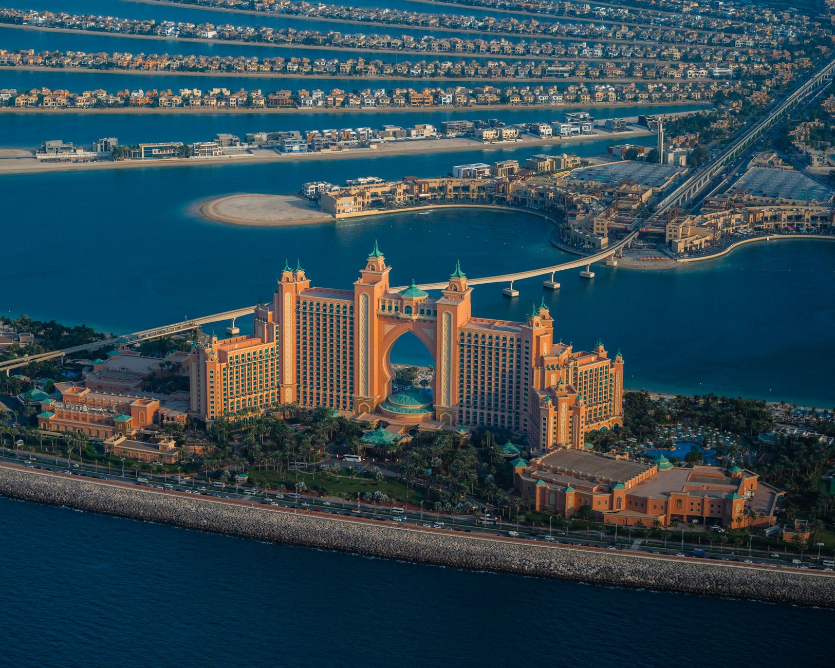 Palm Jumeirah luxury guide — EliteConnect Blog