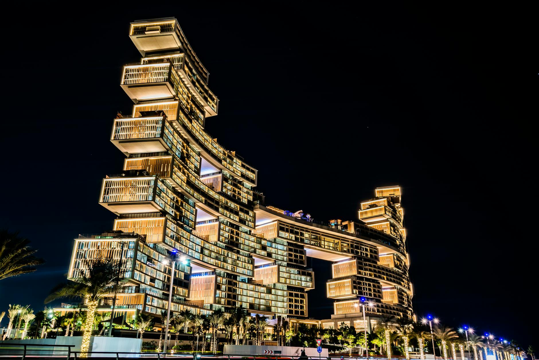 Privacy and discretion in Dubai — EliteConnect Blog